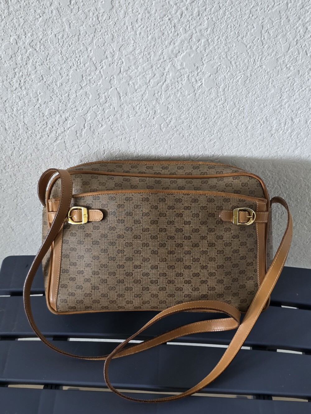 Vintage Gucci GG Monogram Canvas Leather Crossbody Shoulder Bag Tan Italy Y2k
